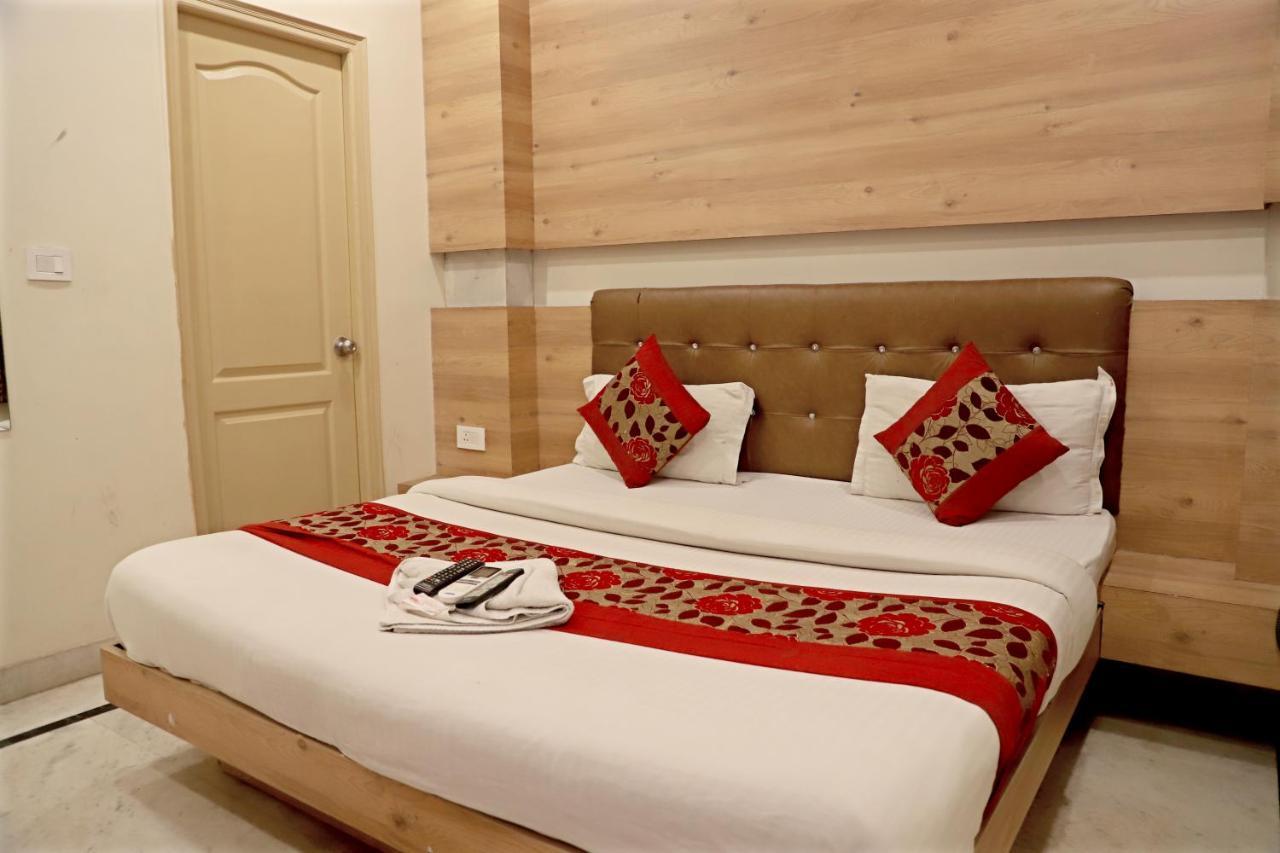 Hotel Klick International At "5 Min Walking " From New Delhi Railway Station Luaran gambar