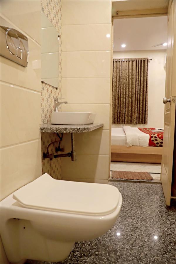 Hotel Klick International At "5 Min Walking " From New Delhi Railway Station Luaran gambar