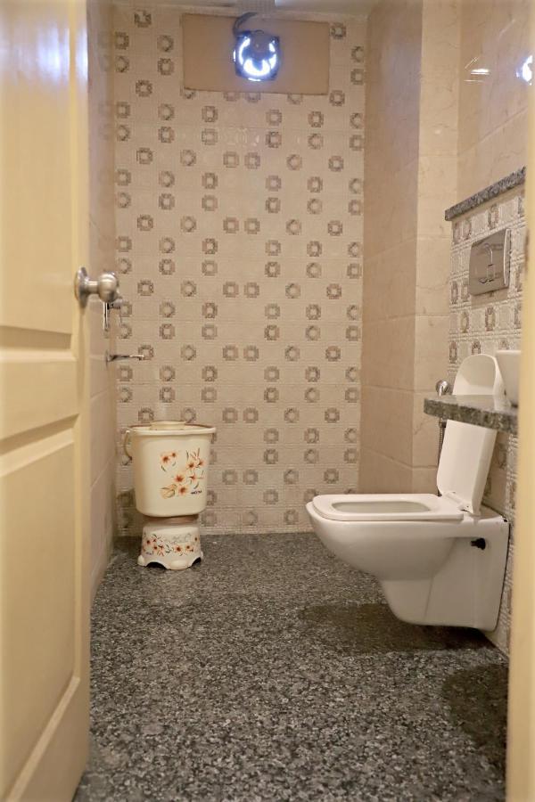 Hotel Klick International At "5 Min Walking " From New Delhi Railway Station Luaran gambar