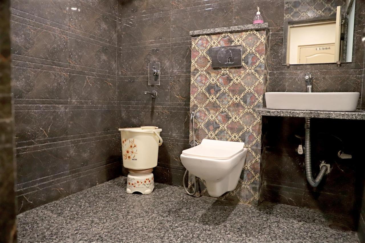 Hotel Klick International At "5 Min Walking " From New Delhi Railway Station Luaran gambar